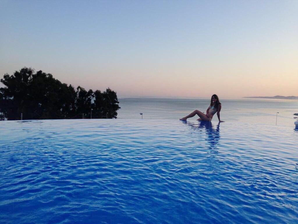 Sunny House At The Beach Infinity Pool Shared Benalmadena Exterior photo